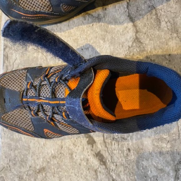 Merrell, Trail Chaser, Boys Size 6 - Picture 5 of 6